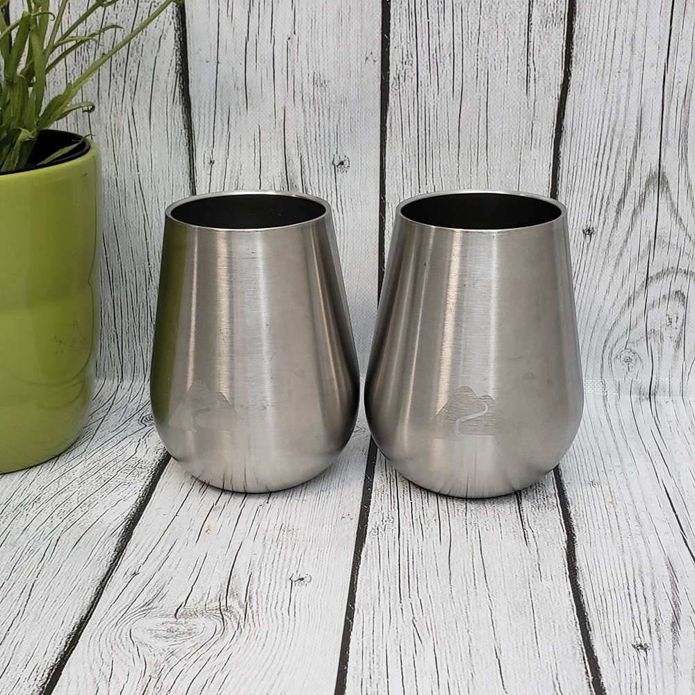 2 Vacuum-Insulated Stainless Steel Cups